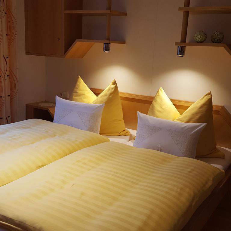Appartements Gastehaus Monika Бецау Екстериор снимка