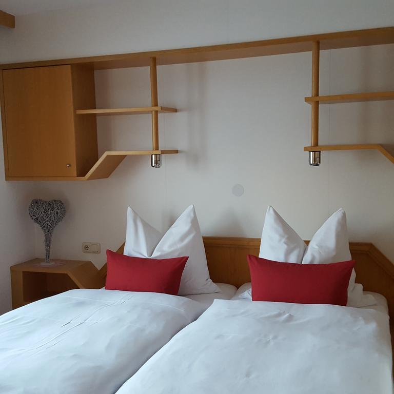Appartements Gastehaus Monika Бецау Екстериор снимка